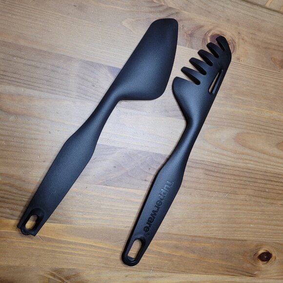 Tupperware Tongs - Picture 5 of 6